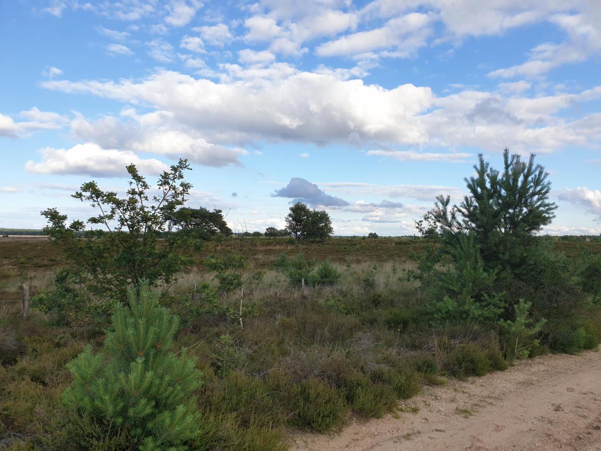 De Eekhoorn Villa Putten Bagian luar foto