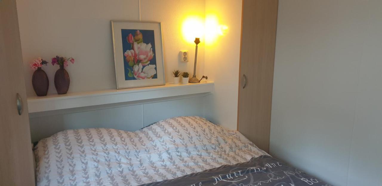 De Eekhoorn Villa Putten Bagian luar foto