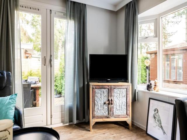 De Eekhoorn Villa Putten Bagian luar foto