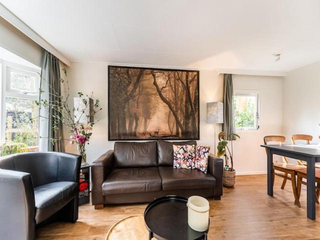 De Eekhoorn Villa Putten Bagian luar foto